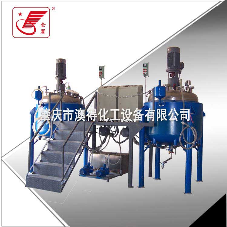 1000L不鏽(xiu)鋼電加熱反(fan)應釜