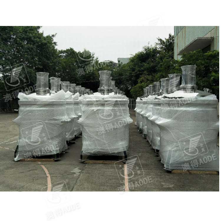 1380L脫(tuo)泡攪拌罐