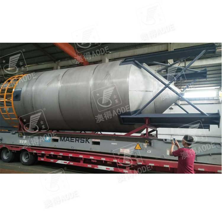 立(lì)式大型儲罐